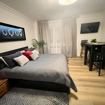 Tunnel Apartment - Nordbahntrasse, Kontaktloser Self-Check-In, Netflix Wuppertal Extérieur photo