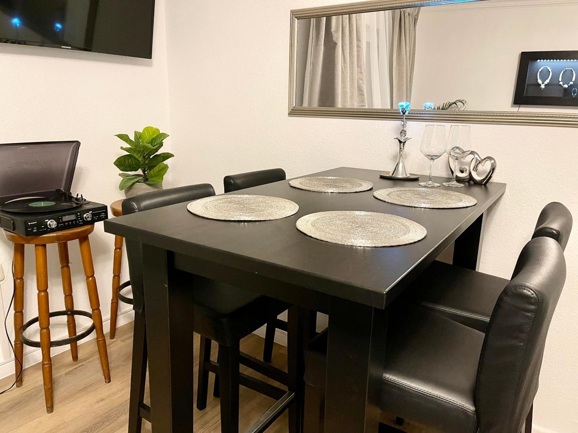 Tunnel Apartment - Nordbahntrasse, Kontaktloser Self-Check-In, Netflix Wuppertal Extérieur photo