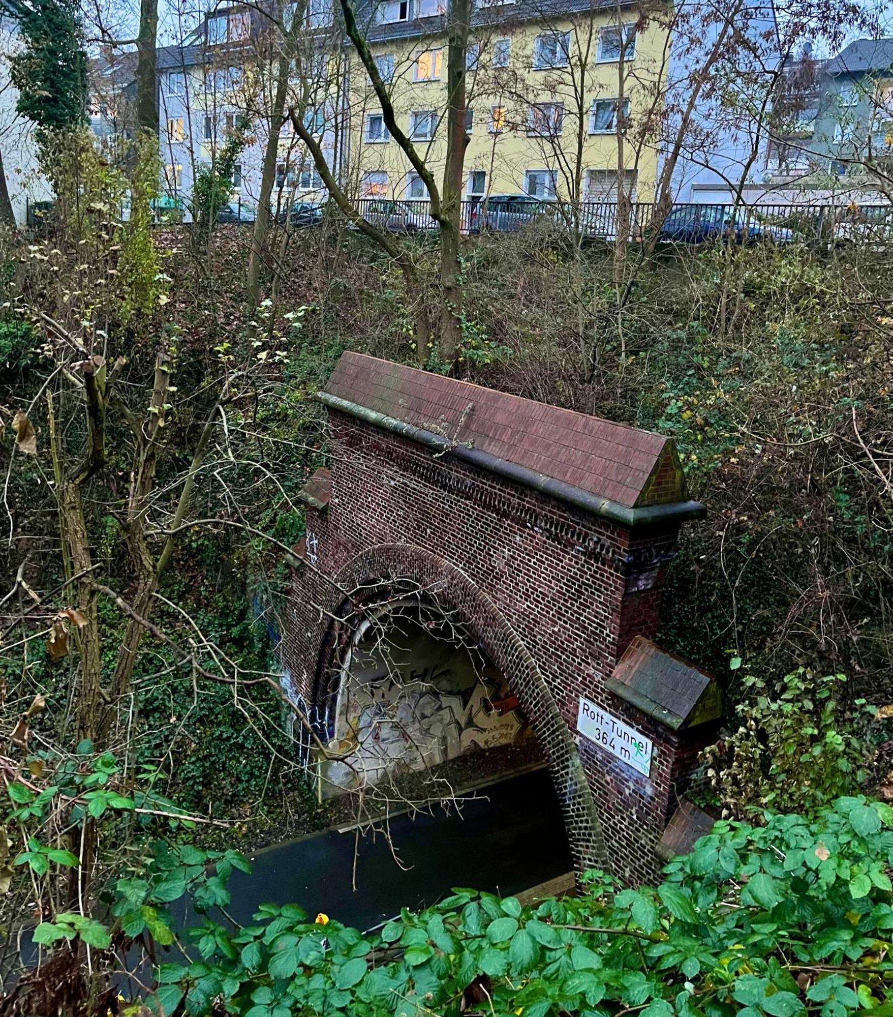 Tunnel Apartment - Nordbahntrasse, Kontaktloser Self-Check-In, Netflix Wuppertal Extérieur photo
